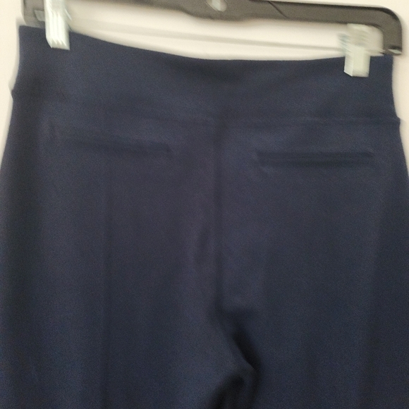 Kit and Ace Pull On Fit and Flare Cropped Pants in Navy Blue Size 4 - Picture 10 of 12